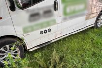 Renault Trafic 2001–2015 Sānu sliekšņu caurules BB002 (2 gab., nerūsējošais tērauds) 70 mm, garā riteņu bāze foto 3