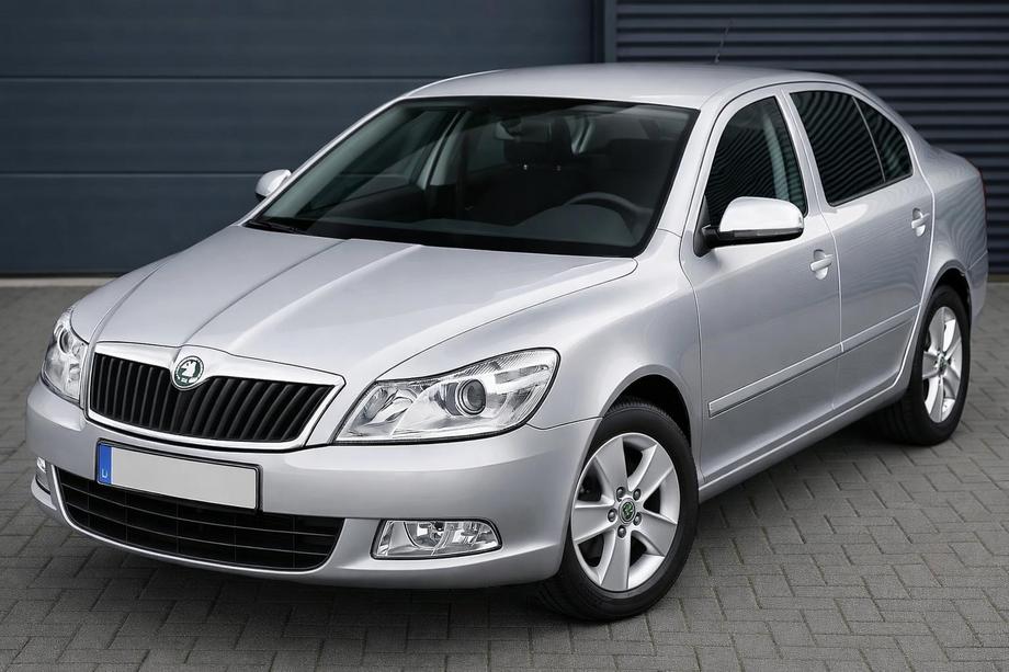 Skoda Octavia II A5 2006–2010 Spoguļu uzlikas (2 gab., nerūsējošais tērauds) Carmos - turku teras Image