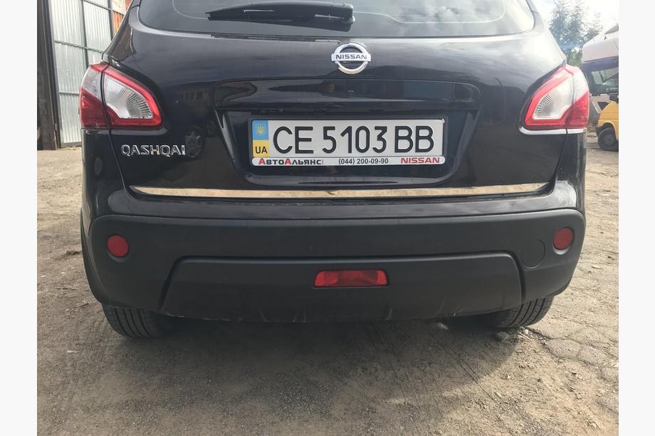 Nissan Qashqai 2010–2014 Bagāžnieka vāka kantes uzlika (nerūsējošais tērauds) OmsaLine – itāļu nerūsējošais tērauds Foto 3