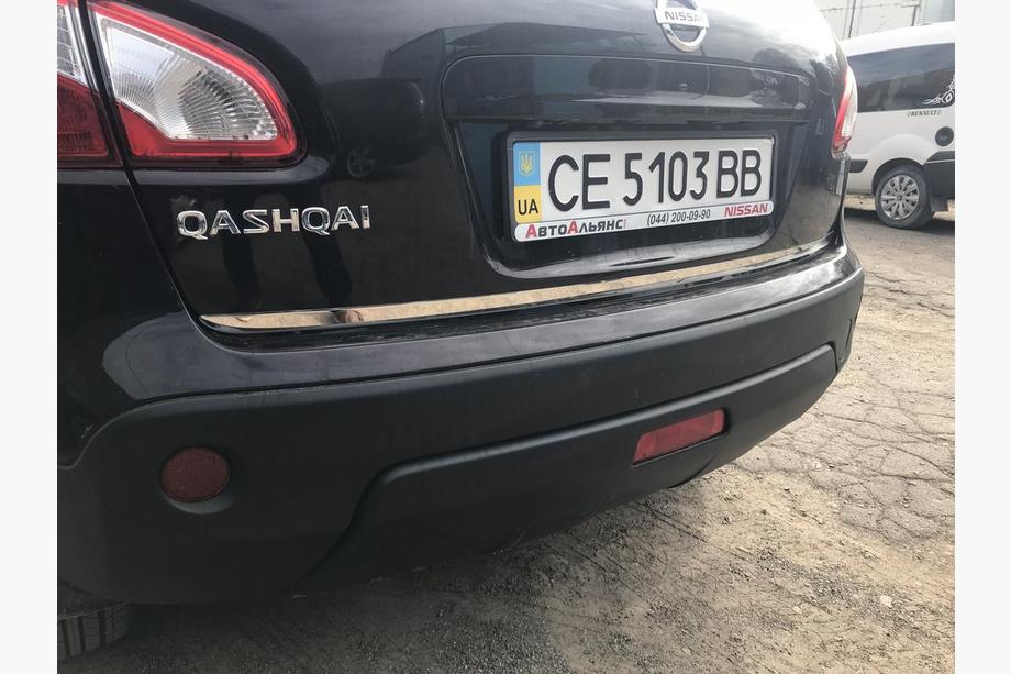 Nissan Qashqai 2010–2014 Bagāžnieka vāka kantes uzlika (nerūsējošais tērauds) OmsaLine – itāļu nerūsējošais tērauds Foto 4