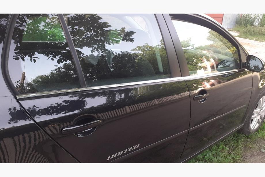 Volkswagen Golf 5 2003–2009 Ārējās logu līstes (4 gab., nerūsējošais tērauds) OmsaLine – itāļu nerūsējošais tērauds Foto 3