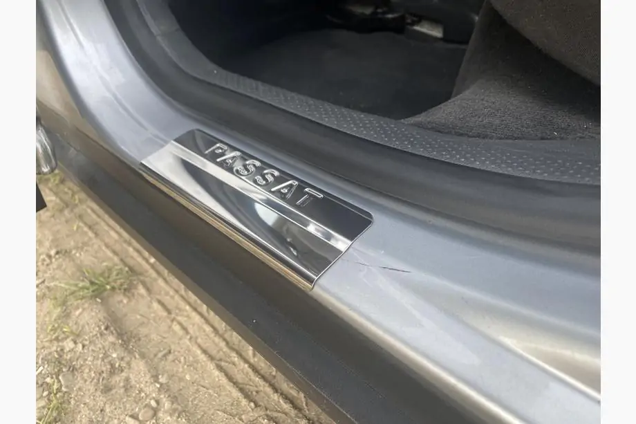 Volkswagen Passat B5 1997–2005 Durvju sliekšņu uzlikas OmsaLine (4 gab., nerūsējošais tērauds) Foto 7