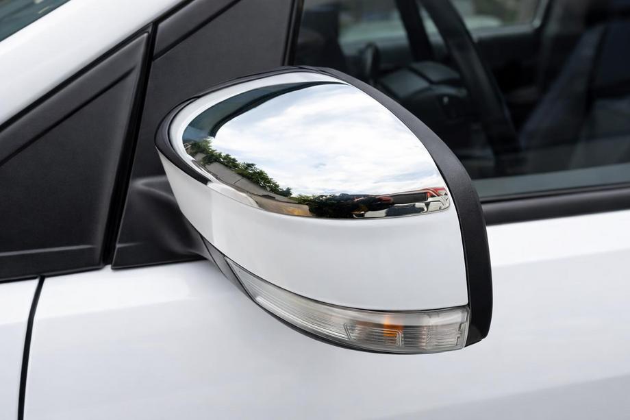 Ford Focus III 2011–2017 Spoguļu uzlikas (EU versijai, 2 gab., nerūsējošais tērauds) Image