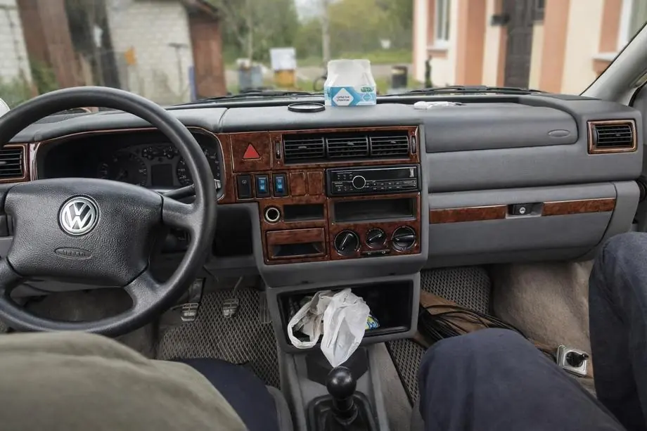 Volkswagen T4 Caravelle/Multivan 1990–2003 Instrumentu paneļa uzlikas (1999-2003) Foto 2