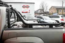 Volkswagen Amarok 2010–2022 Virsbūves loks (melns) foto 1