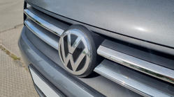 Volkswagen Caddy 2015–2020 Radiatora restes uzlikas (2 gab., nerūsējošais tērauds) OmsaLine – itāļu nerūsējošais tērauds foto 1