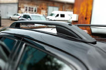 Nissan Juke 2010–2019 Jumta reliņi Skyport (melni) foto 1