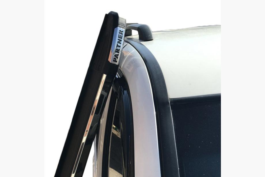 Peugeot Partner Tepee 2008–2018 Sānu pakāpieni Omsa Black (2 gab., alumīnijs) Image
