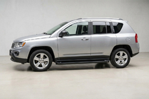 Jeep Compass 2006–2016 Sānu pakāpieni Allmond Black (2 gab., alumīnijs) foto 1