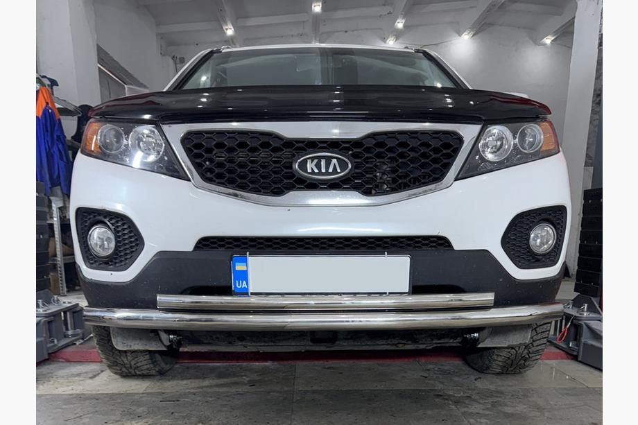 Kia Sorento II XM 2009–2014 Priekšējais apakšējais aizsargloks (nerūsējošais tērauds) Foto 1