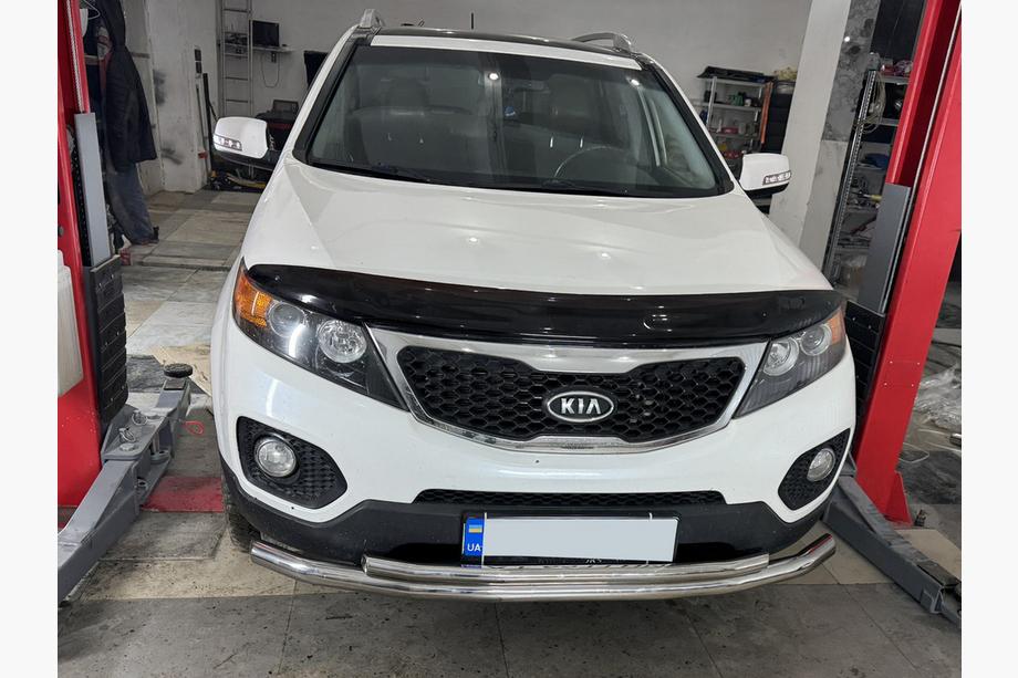 Kia Sorento II XM 2009–2014 Priekšējais apakšējais aizsargloks (nerūsējošais tērauds) Foto 2