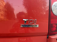 Volkswagen Crafter 2006–2016 TDI uzraksts (slīpraksts) Sarkani DI foto 2