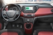 Hyundai i10 kompaktā hečbeka apskats foto 1