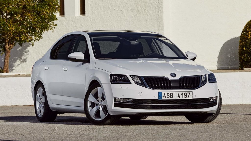 Kļuvušas zināmas jaunās paaudzes Skoda Octavia detaļas
