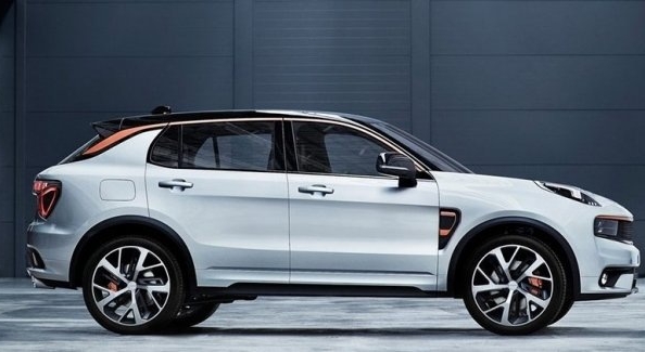 Lynk & Co laidīs klajā vēl vienu jaunu krosoveru