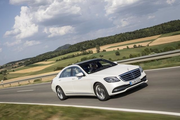 Eiropā sākti atjauninātā Mercedes-Benz S-Class pārdošanas darbi