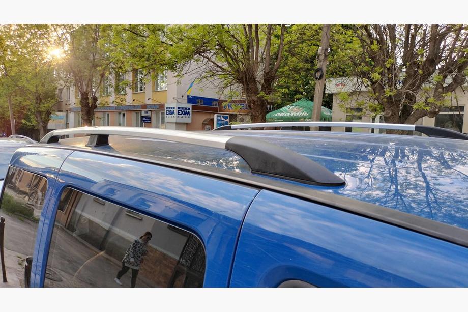 Fiat Doblo I 2005–2010 Hromēti jumta reliņi Foto 2