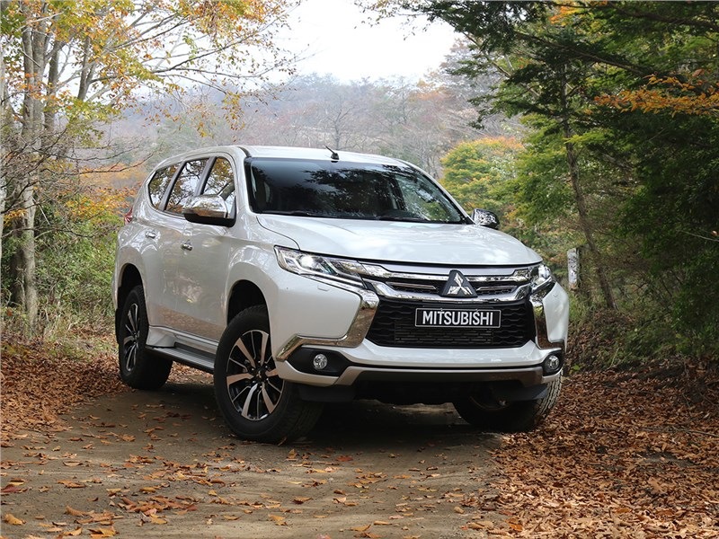 Mitsubishi Pajero Sport trešās paaudzes apskats