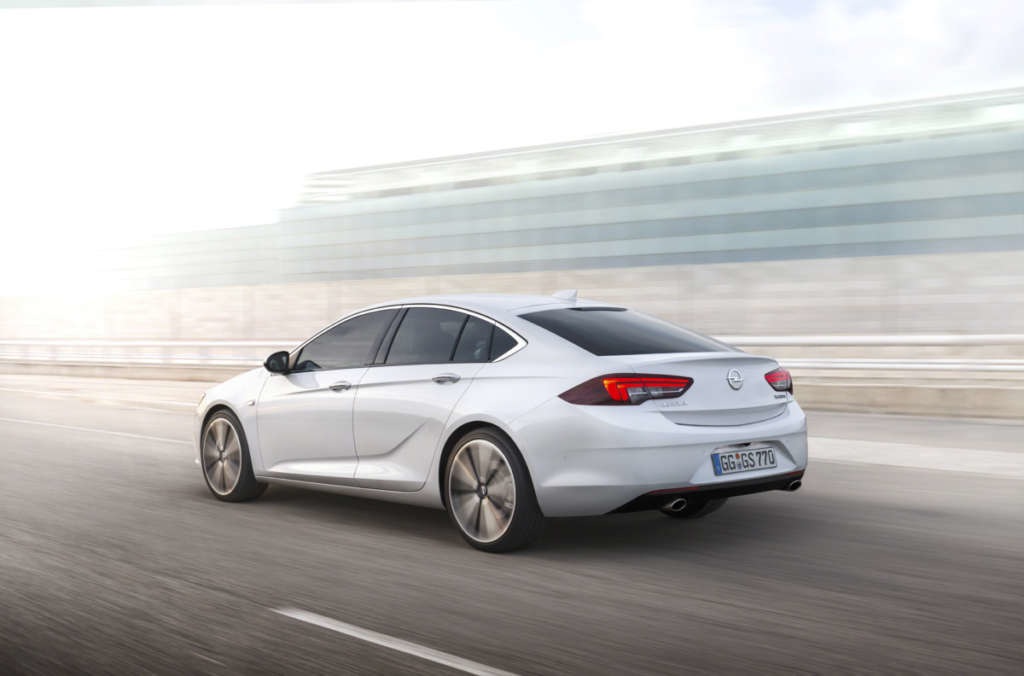 Jaunā Opel Insignia liftbeka apskats