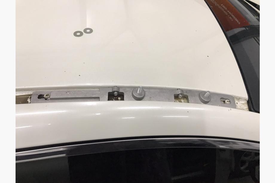 Nissan Qashqai 2014–2021 Oriģinālie jumta relingi Foto 3