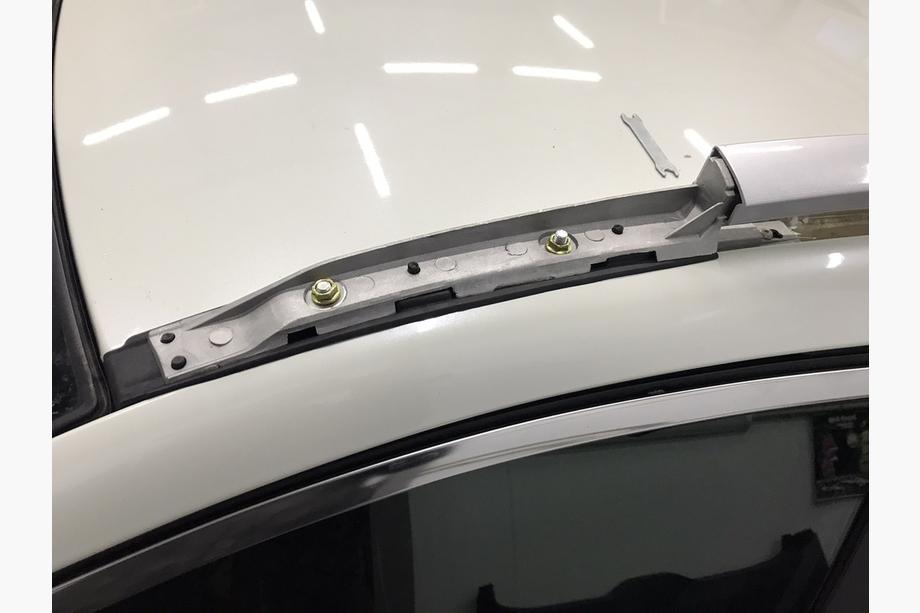 Nissan Qashqai 2014–2021 Oriģinālie jumta relingi Foto 9