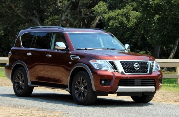 Atjauninātā apvidus auto Nissan Armada apskats