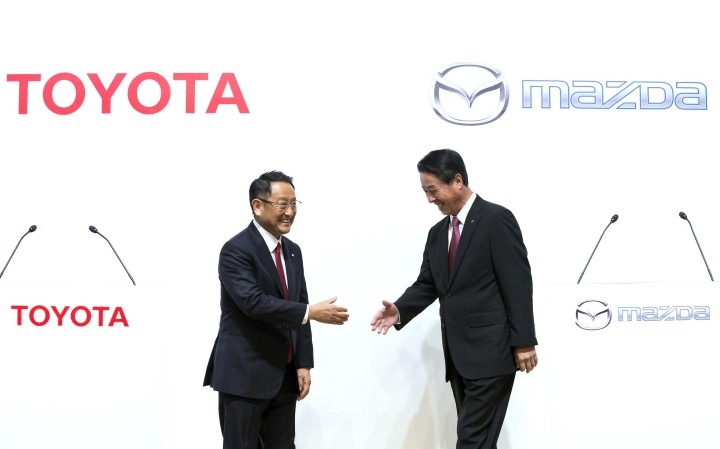 Toyota un Mazda plāno kopīgi izstrādāt elektroauto
