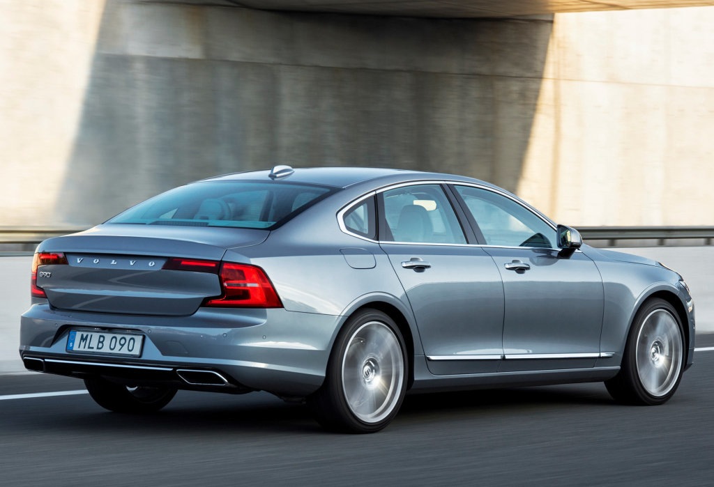 Volvo S90 2017. modeļa gada apskats