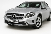 Mercedes GLA X156 2014–2019 Priekšējā radiatora reste Diamond Silver (2014-2016) foto 5