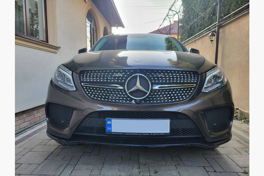 Mercedes GLE kupeja C292 2015–2019 Tūninga radiatora reste (Diamond Silver) Image
