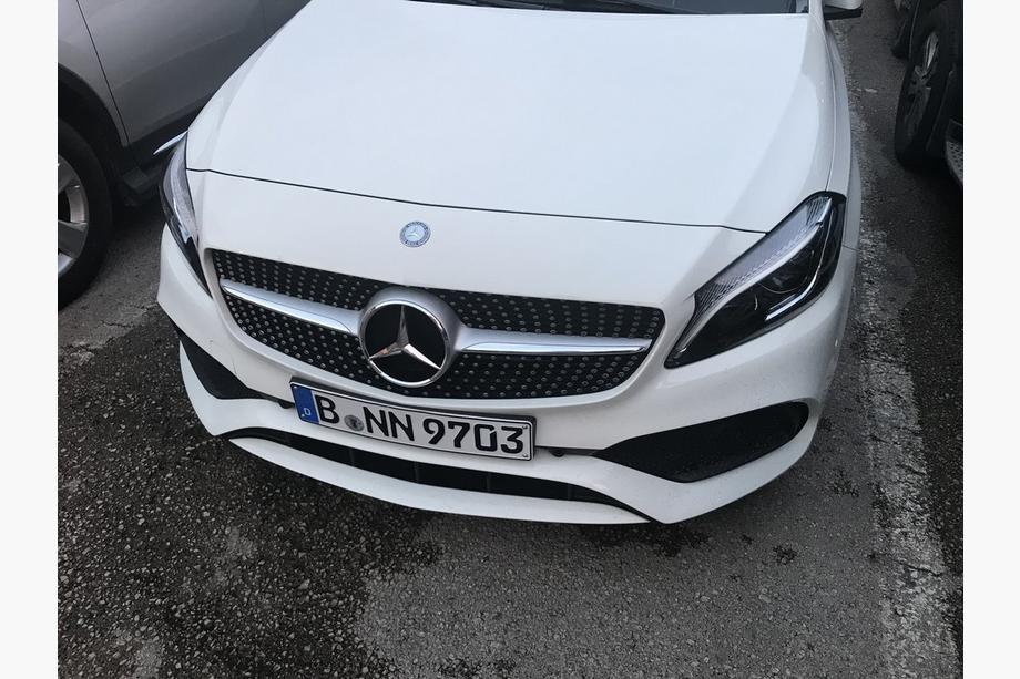 Mercedes C-class W205 2014–2021 Priekšējais režģis Diamond Silver (Avantgarde/AMG-Line/C43 AMG) 2014-2018, ar kameru Foto 8