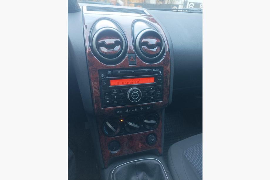 Nissan Qashqai 2007–2010 Paneļa uzlikas Foto 4