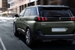Franču stils Peugeot 5008 krosovērā (2017) foto 2