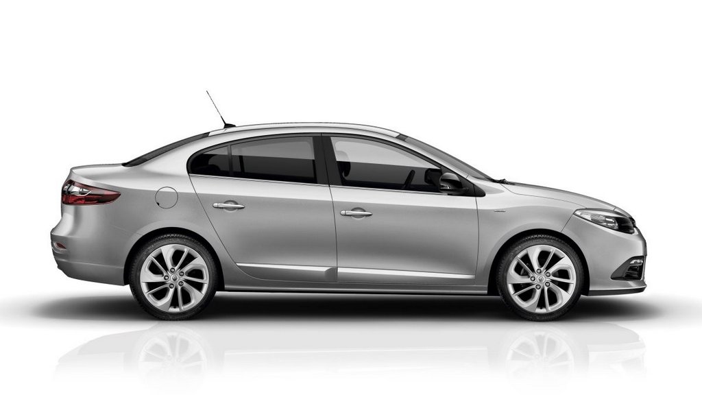 Renault Fluence 2017. gada modeļa apskats