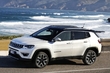 Pārskats par jaunākās paaudzes krosoveru Jeep Compass foto 2