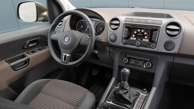 Volkswagen Amarok pikapa apskats