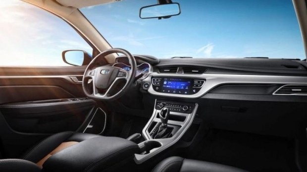 Atklāts atjauninātais Geely Vision GC7 sedans