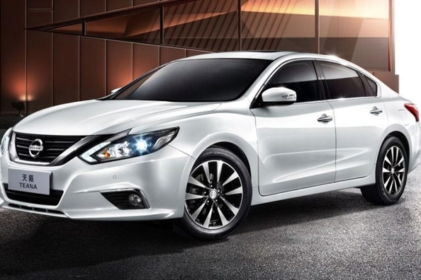 Nissan Teana sedana apskats
