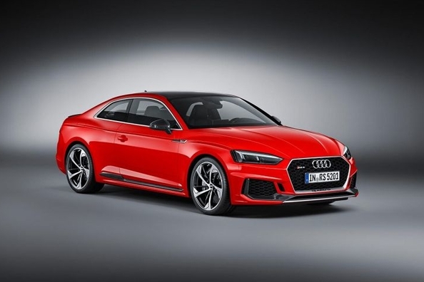 Sports un komforts jaunajā Audi RS5 Coupe