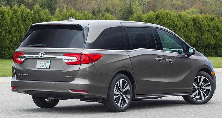 Honda Odyssey minivena apskats