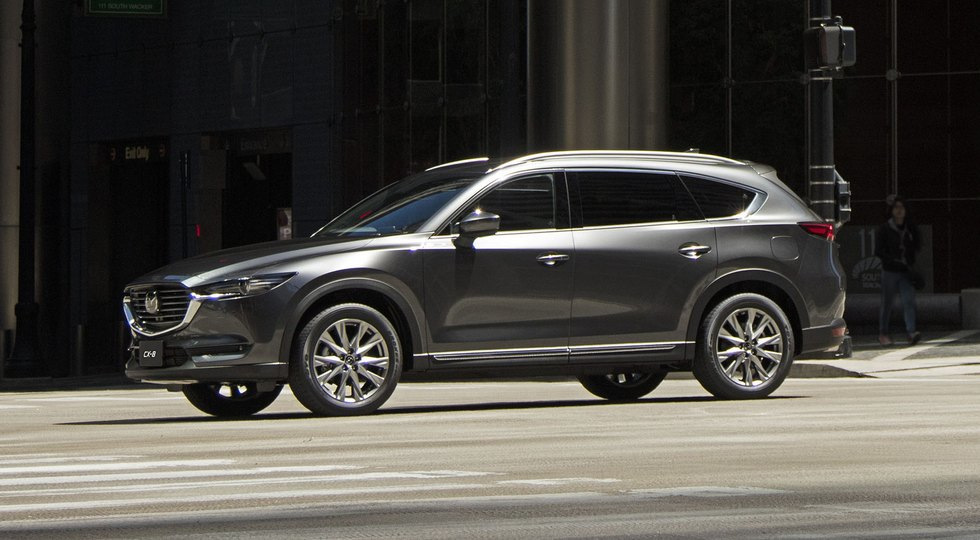 Jaunais Mazda CX-8 krosovers
