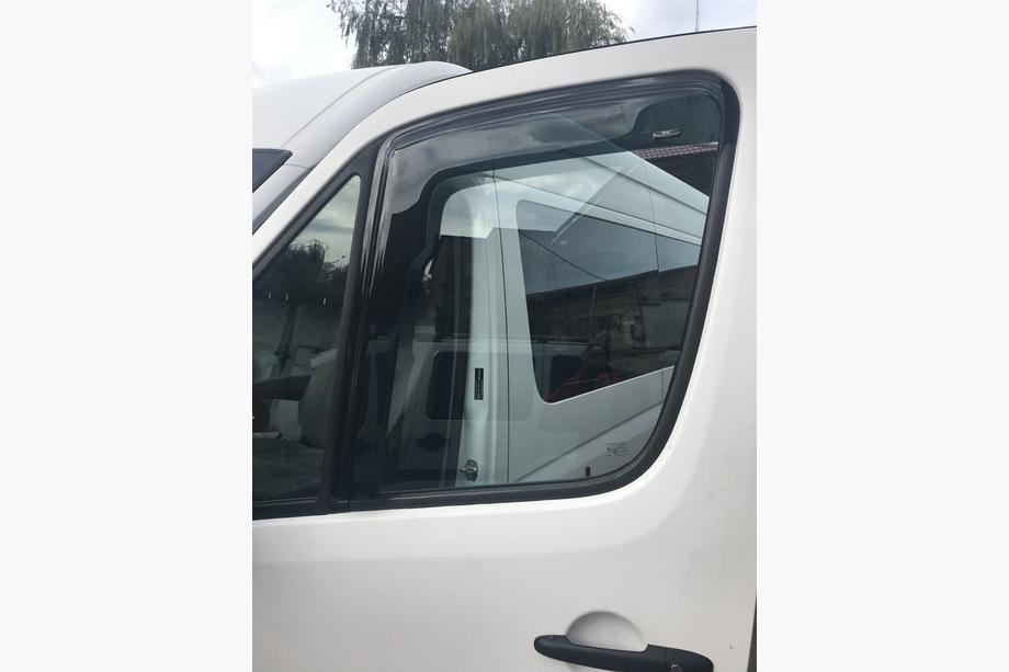 Volkswagen Crafter 2006–2016 Logu vēja deflektori (2 gab., HIC) Foto 8
