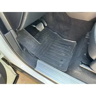 Gumijas salona paklājiņi (4 gab., Stingray Premium)