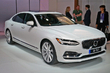 Atjauninātā Volvo S90 sedana apskats foto 4