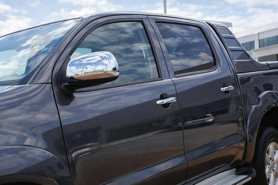 Toyota Hilux 2006–2015 Spoguļu uzlikas (2 gab., nerūsējošais tērauds) Image