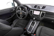 Salīdzinām Porsche Cayenne un Porsche Macan foto 4