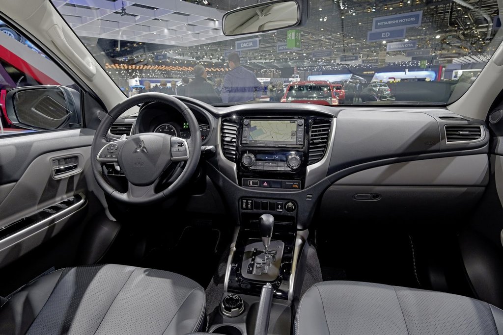 Piektās paaudzes Mitsubishi L200 pikaps