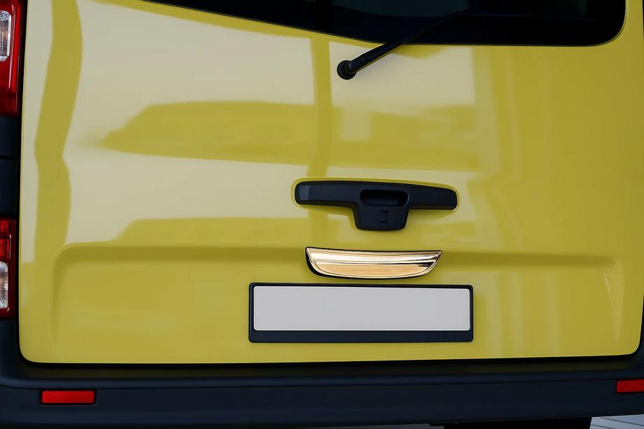 Opel Vivaro 2001–2015 Hromēta līste virs numura zīmes (apakšējā, nerūsējošā tērauda) Image