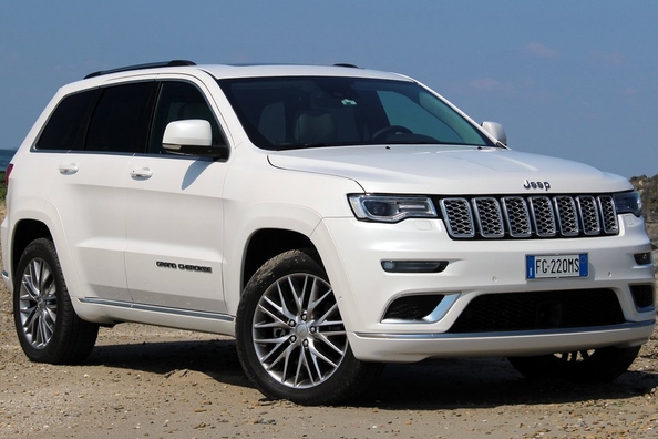 Jaunā paaudze Jeep Grand Cherokee