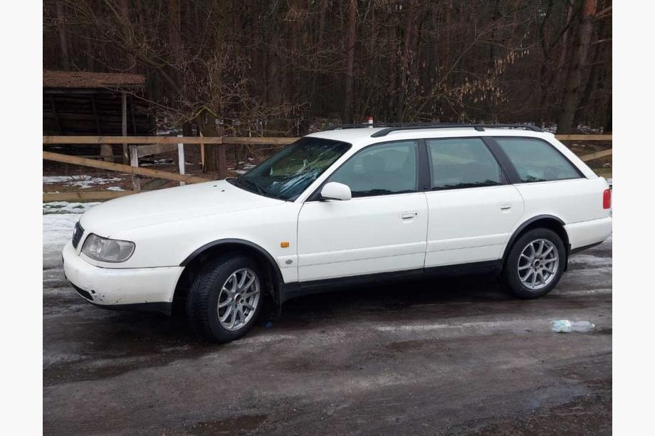 Audi A6 C4 1994–1997 Riteņu arku uzlikas (4 gab., melnas) Image